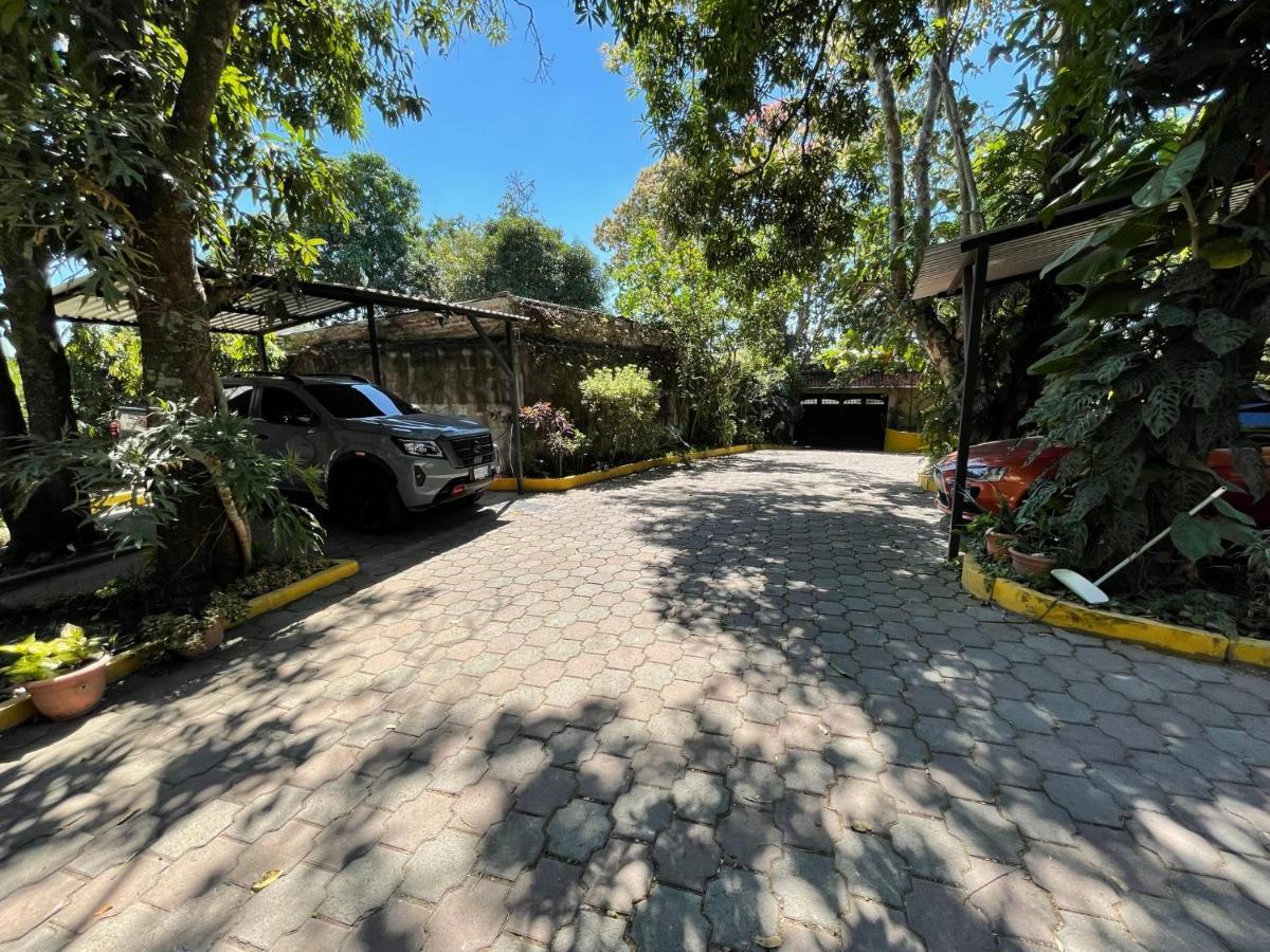 Villa Las Flores San Salvador Exteriér fotografie